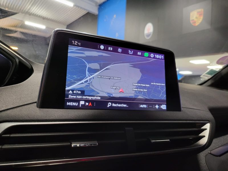 PEUGEOT 3008 1.2 THP 130cv GT LINE /TOIT OUVRANT+CAMERA+CAR PLAY/