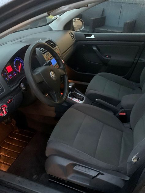 VOLKSWAGEN GOLF 5 2005
