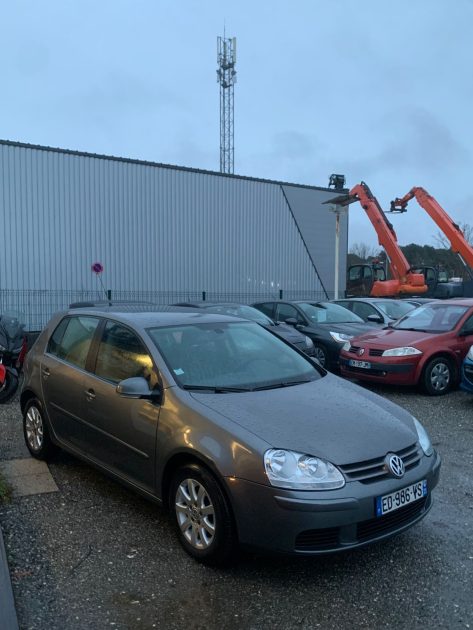 VOLKSWAGEN GOLF 5 2005
