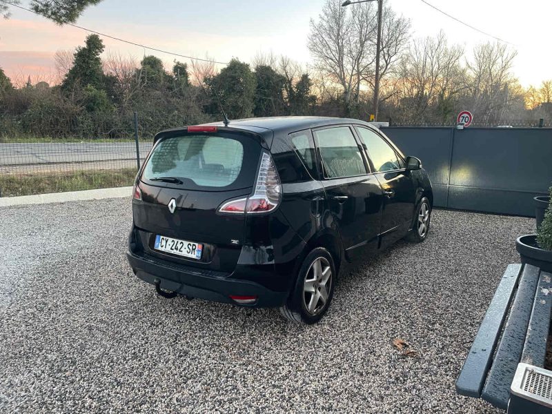 RENAULT SCÉNIC III 2013