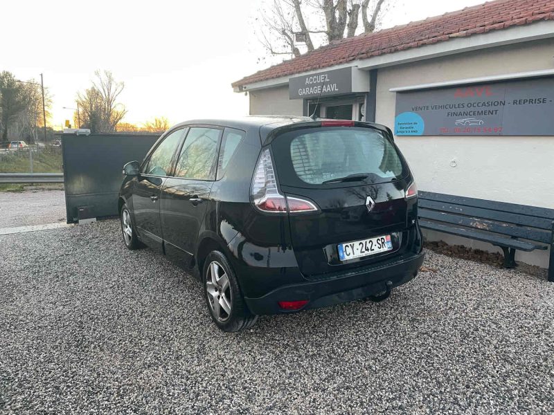 RENAULT SCÉNIC III 2013