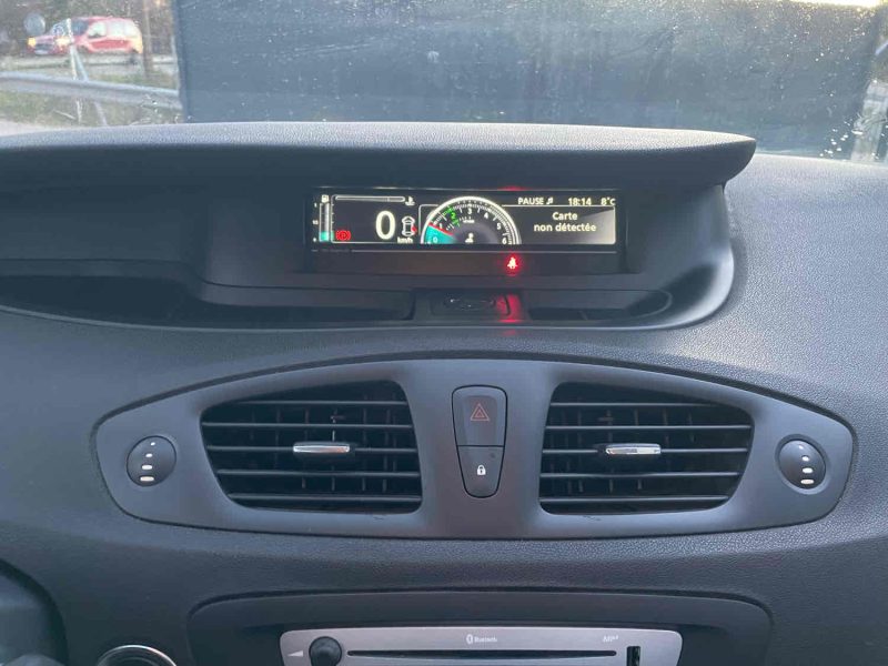 RENAULT SCÉNIC III 2013