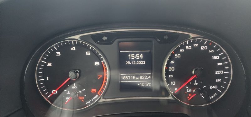 AUDI A1 Sportback 1.4 TFSI AMBITION S TRONIC 122cv Automatique