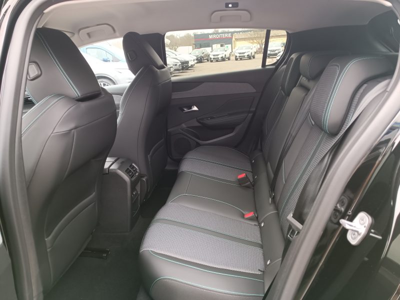 PEUGEOT 308 III EAT8 1.5 BLUEHDI 130 ALLURE PACK