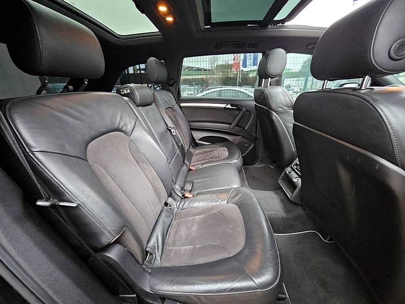 AUDI Q7 2011