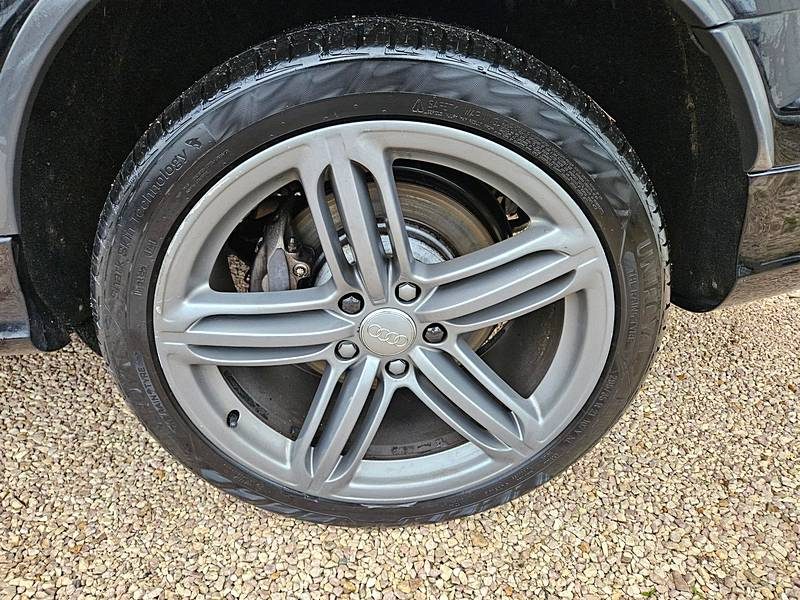AUDI Q7 2011