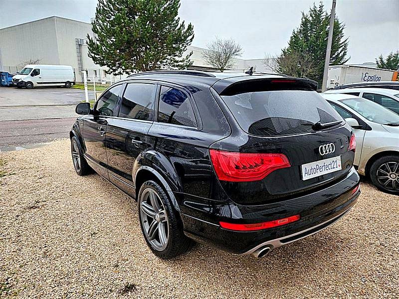 AUDI Q7 2011
