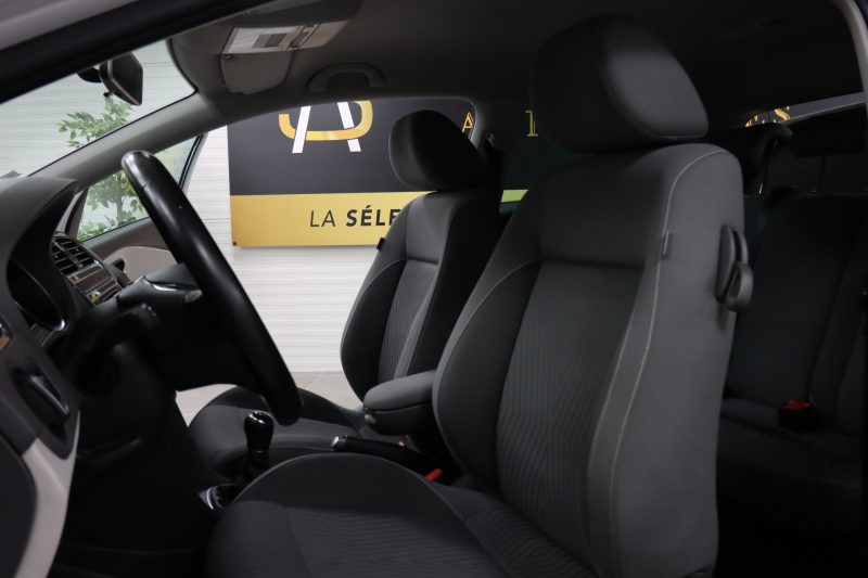 VOLKSWAGEN POLO V 2014