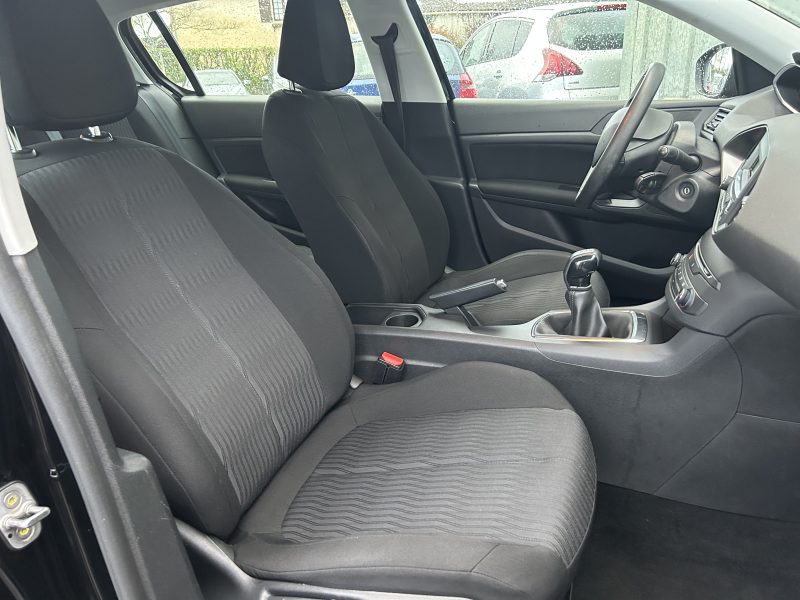 PEUGEOT 308 II 1.2 VTi 72 1199cm3 82cv