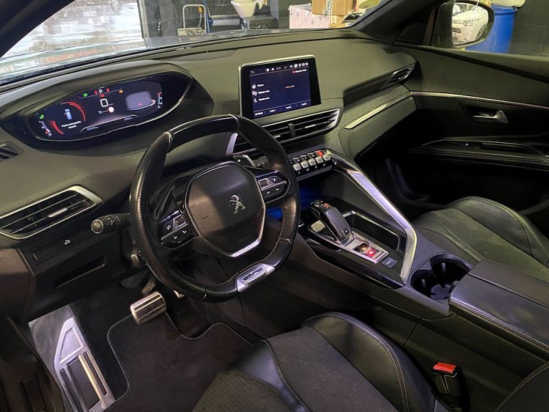 PEUGEOT 5008 II 1.6 BLUEHDI GT-LINE