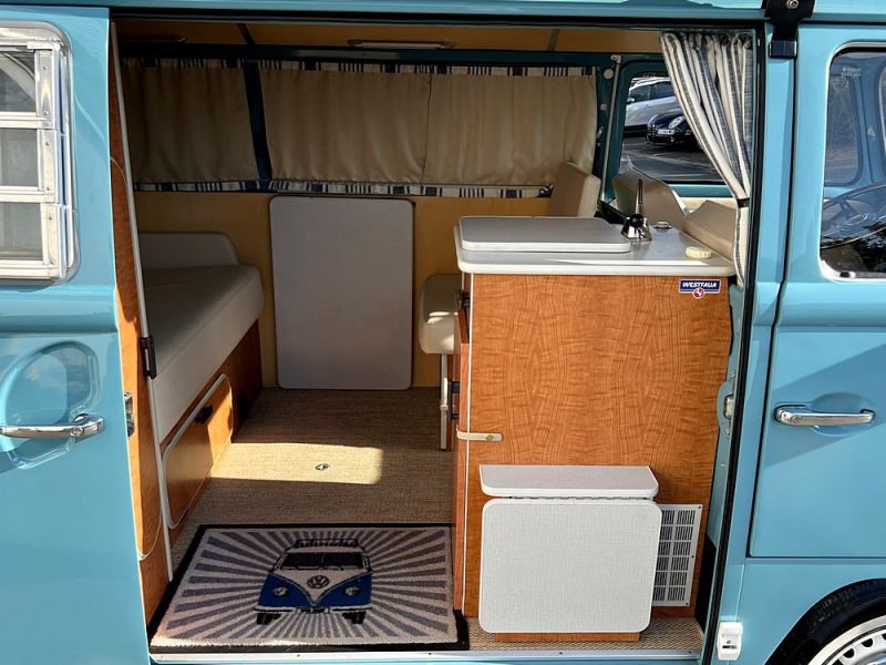 Rare - VW Combi T2a Westfalia Euro Typ 23 2000cc - RestoMod