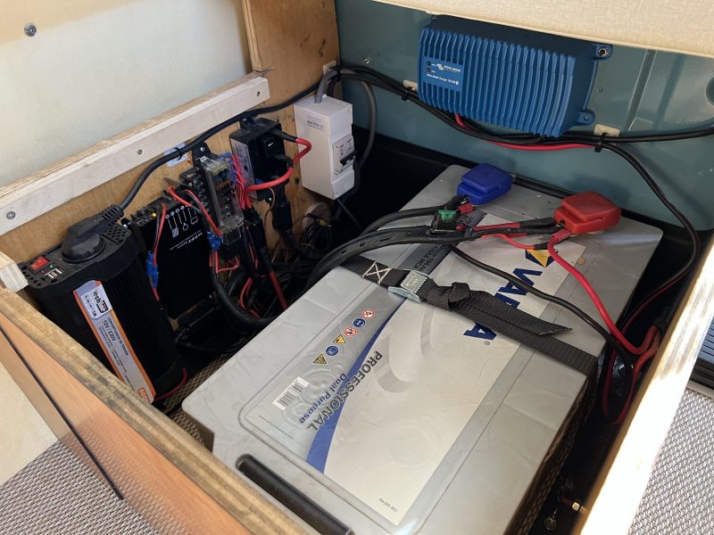 Rare - VW Combi T2a Westfalia Euro Typ 23 2000cc - RestoMod