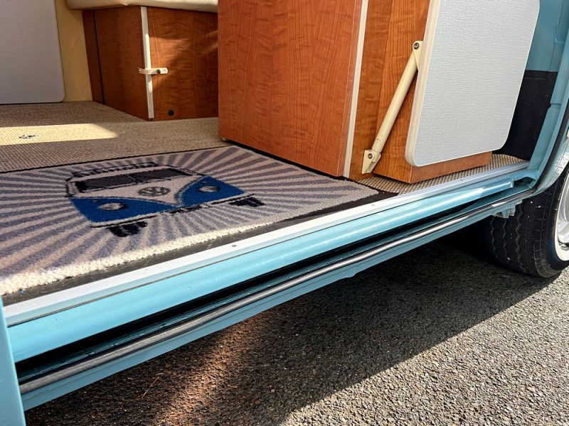 Rare - VW Combi T2a Westfalia Euro Typ 23 2000cc - RestoMod