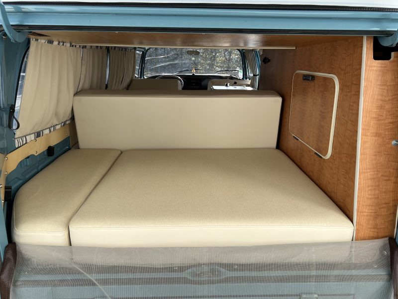 Rare - VW Combi T2a Westfalia Euro Typ 23 2000cc - RestoMod