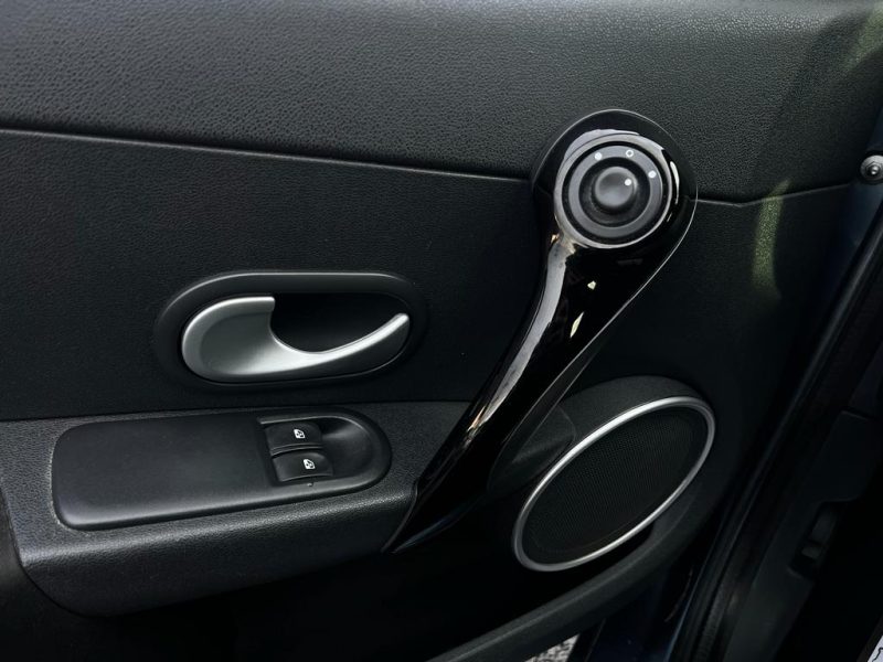 RENAULT CLIO III 2011