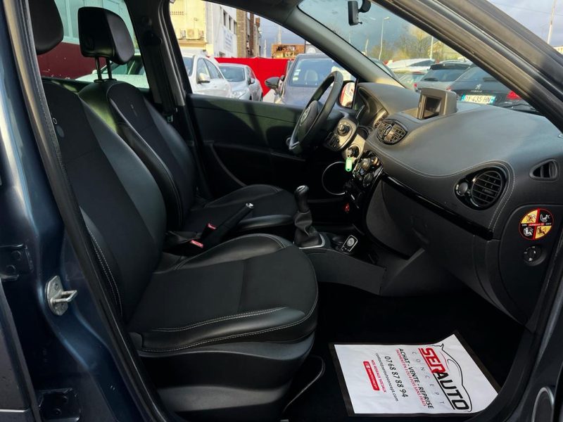 RENAULT CLIO III 2011