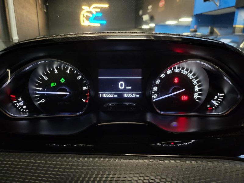 PEUGEOT 208 1.2 THP 110cv GT LINE /CAMERA + REGULATEUR + BLUETOOTH /