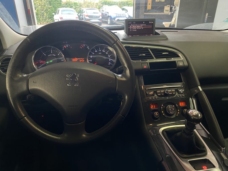 PEUGEOT 3008 1.6 BLUEHDI 109