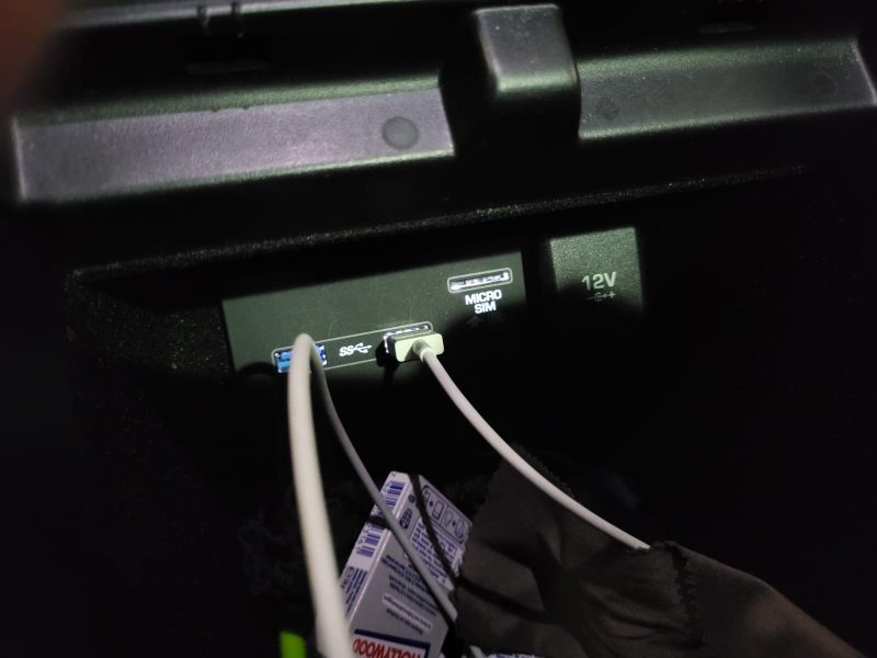 2.0 200cv / SE R DYNAMIC / APPLE CARPLAY