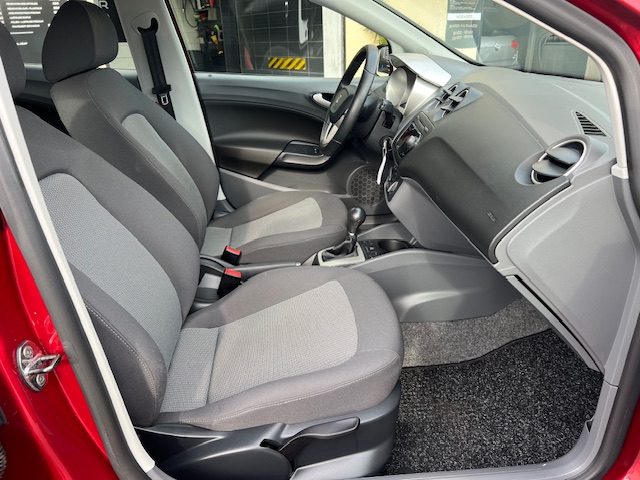 SEAT Ibiza IV Phase 2 SC 1.2 TSI DSG 105 ch Boîte auto