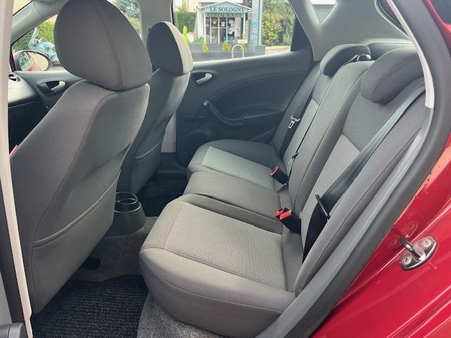 SEAT Ibiza IV Phase 2 SC 1.2 TSI DSG 105 ch Boîte auto