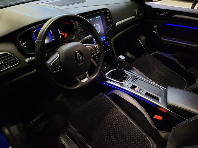 RENAULT MEGANE ESTATE 1.5 Blue DCI 115cv GT LINE /TOIT OUVRANT+CAMERA+CARPLAY+VIRTUAL COCKPIT/