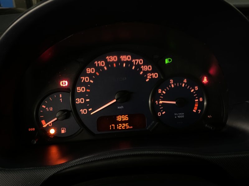 PEUGEOT 1007 1.4 75 Ch