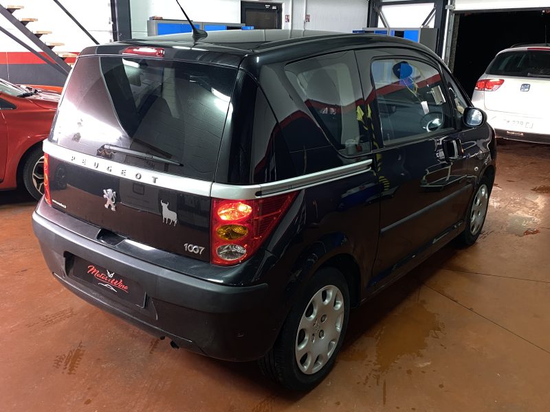 PEUGEOT 1007 1.4 75 Ch