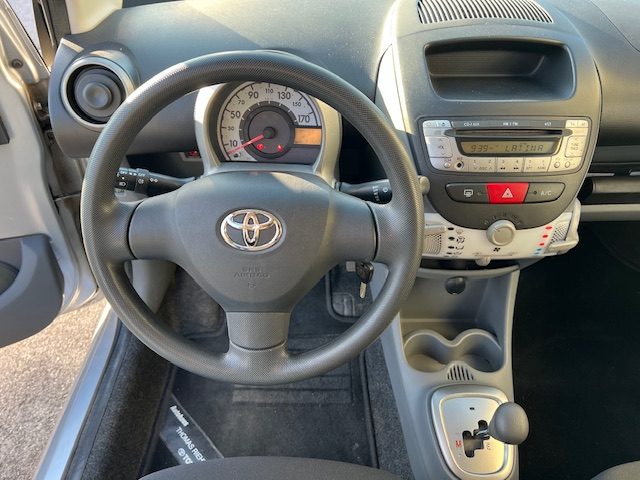 TOYOTA AYGO AUTOMATIQUE 1.0 VVT-i 69CV Confort GARANTIE 6 MOIS