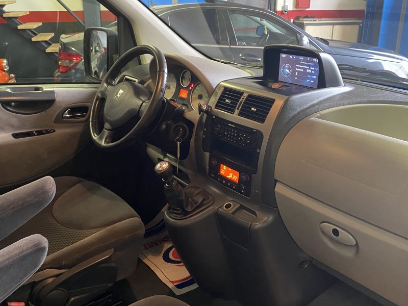 PEUGEOT EXPERT TEPEE 2.0 HDI 8 PLACES