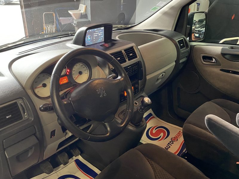 PEUGEOT EXPERT TEPEE 2.0 HDI 8 PLACES