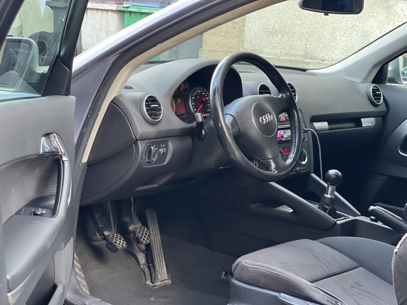 AUDI  A3  2.0 TDI  AMBITION 140 / PAYEZ EN 4X !