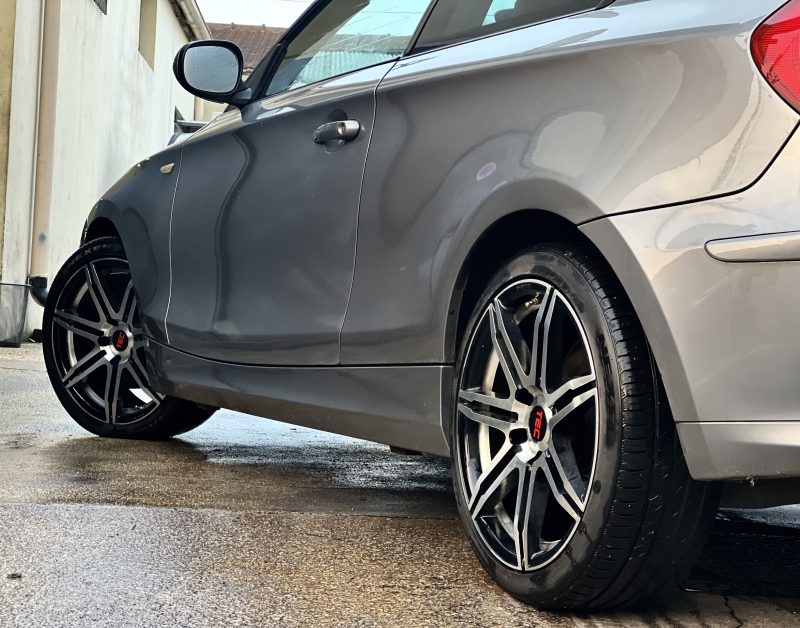 BMW SERIE 1 116D PAYEZ EN 4 X !