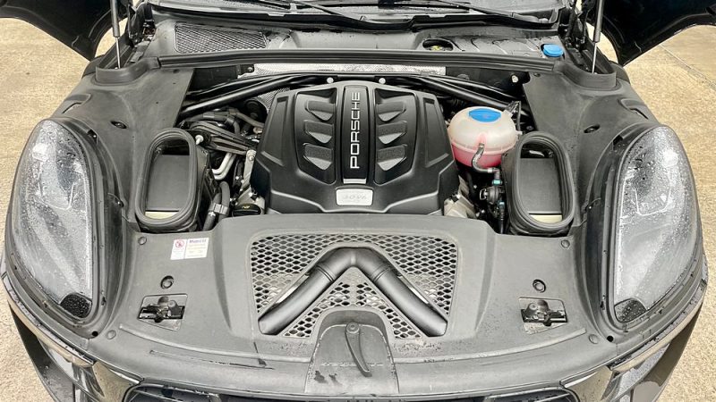 PORSCHE MACAN GTS 360ch