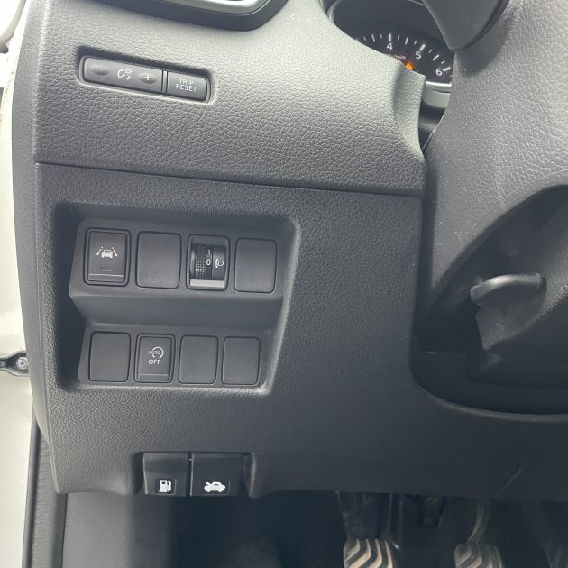 NISSAN QASHQAI 1.3 DIGT 140 N-CONNECTA 2WD Garantie 12 mois