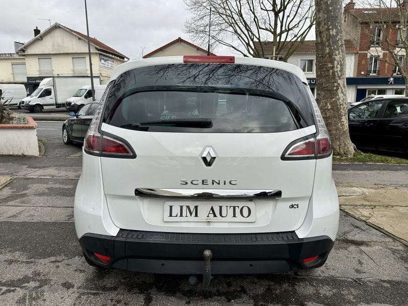 RENAULT SCÉNIC III 2016