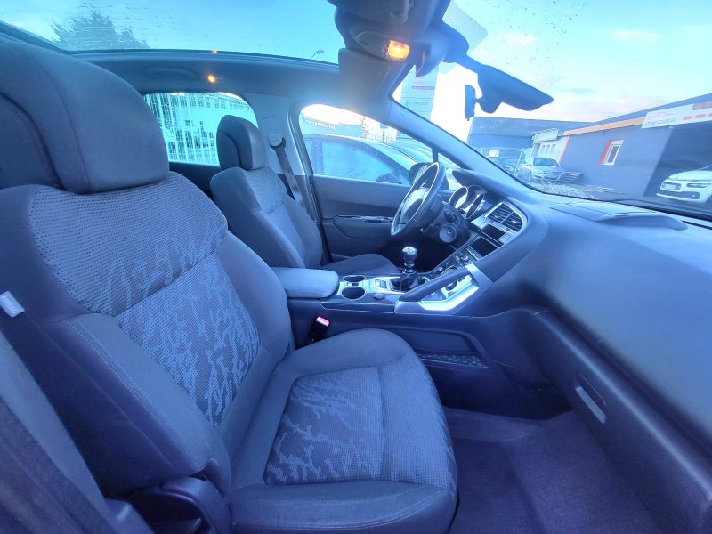 PEUGEOT 3008 1.6 HDI 112 CV ALLURE 1ER MAIN