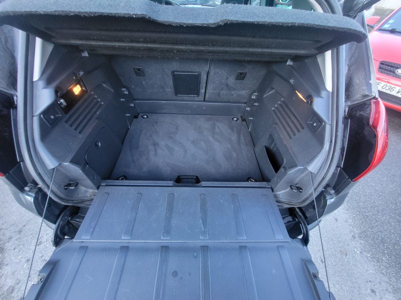 PEUGEOT 3008 1.6 HDI 112 CV ALLURE 1ER MAIN