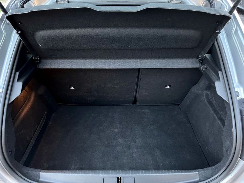 PEUGEOT 208 II ALLURE 1.2 100 Cv COMPTEUR 3D GPS APPLE & ANDROID CLE MAIN LIBRE BVM6 - GARANTIE 1 AN