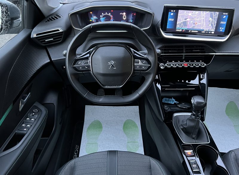 PEUGEOT 208 II ALLURE 1.2 100 Cv COMPTEUR 3D GPS APPLE & ANDROID CLE MAIN LIBRE BVM6 - GARANTIE 1 AN