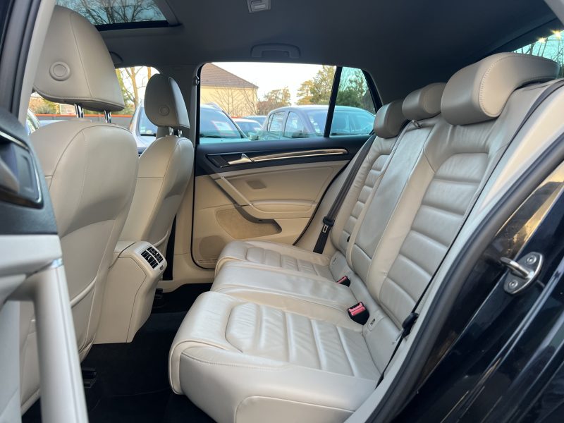 VOLKSWAGEN GOLF 7 VII CARAT 1.4 TSI 125 Cv 1ERE MAIN TOIT OUVRANT CUIR GPS 5 PORTES - GARANTIE 1 AN