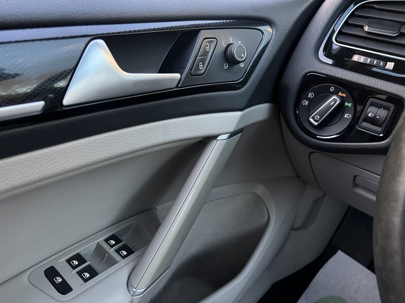 VOLKSWAGEN GOLF 7 VII CARAT 1.4 TSI 125 Cv 1ERE MAIN TOIT OUVRANT CUIR GPS 5 PORTES - GARANTIE 1 AN