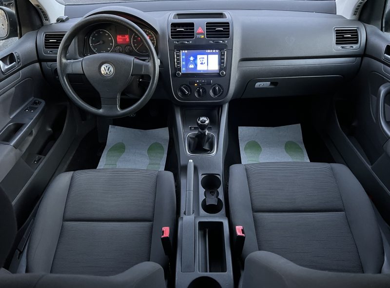 VOLKSWAGEN GOLF V 5 1.4 80 Cv ECRAN TACTILE BLUETOOTH REGULATEUR 5 PORTES - GARANTIE 1 AN