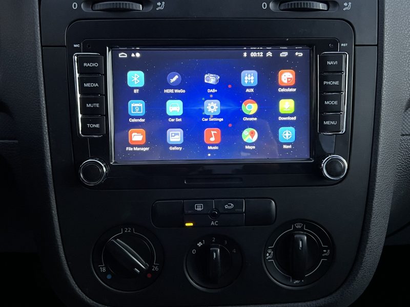 VOLKSWAGEN GOLF V 5 1.4 80 Cv ECRAN TACTILE BLUETOOTH REGULATEUR 5 PORTES - GARANTIE 1 AN