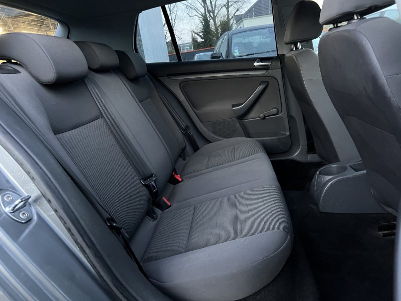 VOLKSWAGEN GOLF V 5 1.4 80 Cv ECRAN TACTILE BLUETOOTH REGULATEUR 5 PORTES - GARANTIE 1 AN