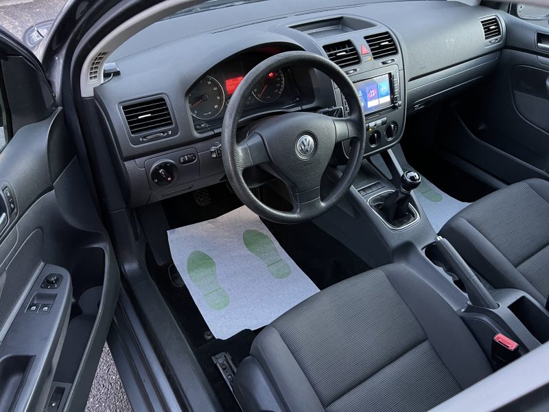 VOLKSWAGEN GOLF V 5 1.4 80 Cv ECRAN TACTILE BLUETOOTH REGULATEUR 5 PORTES - GARANTIE 1 AN