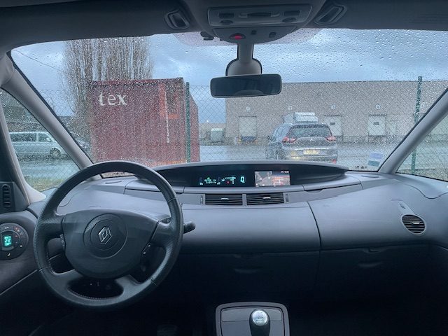 RENAULT ESPACE IV 2008 3.0 DCi 180cv BOITE AUTO SUR EQUIPE