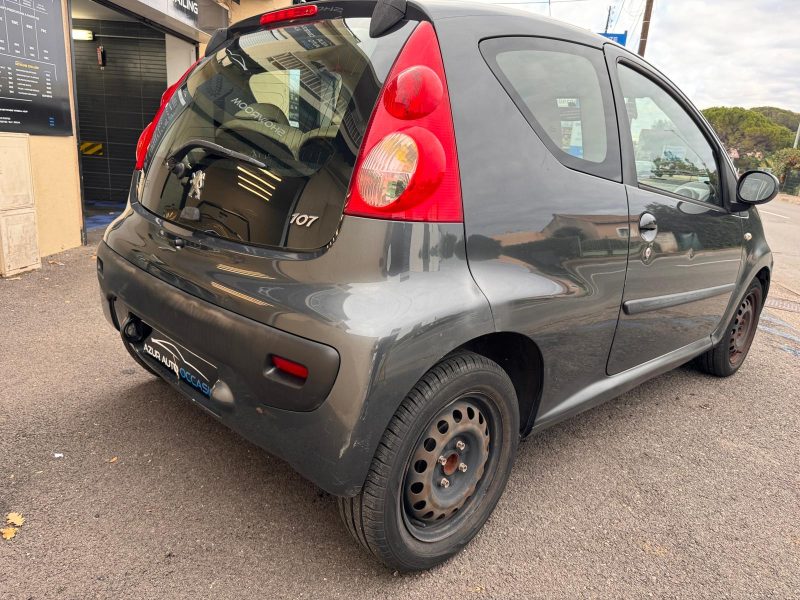 Peugeot 107 1.0L 68CH Urban Move