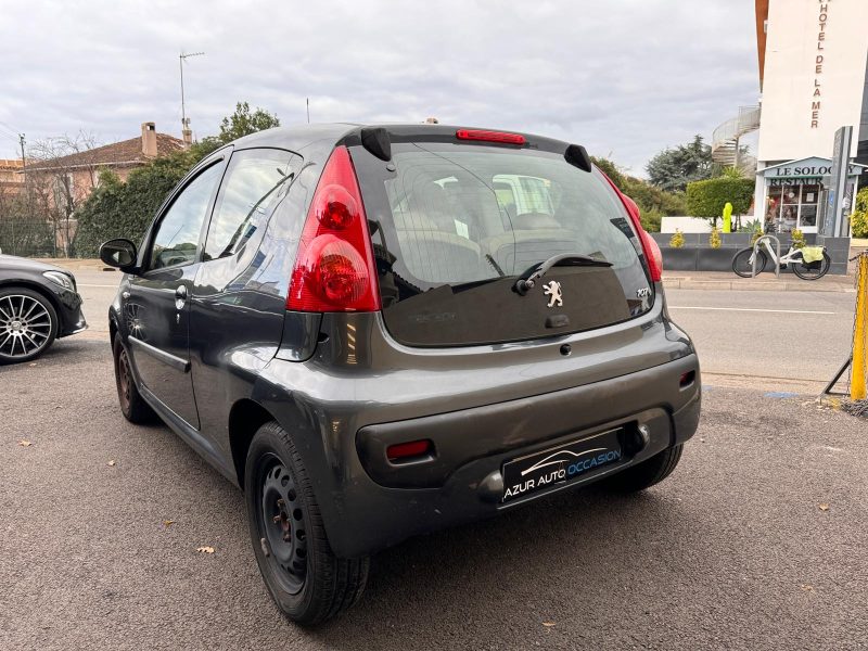 Peugeot 107 1.0L 68CH Urban Move