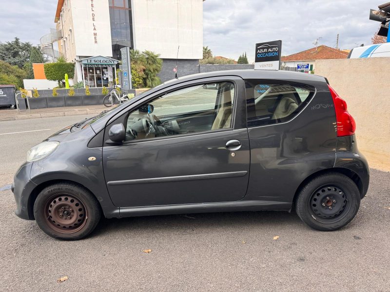 Peugeot 107 1.0L 68CH Urban Move